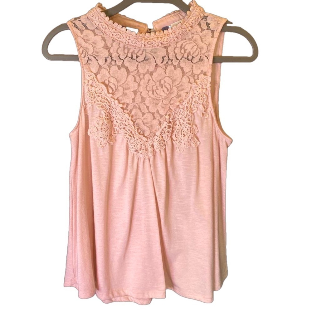 Clover + Scout size M lacy peach tank